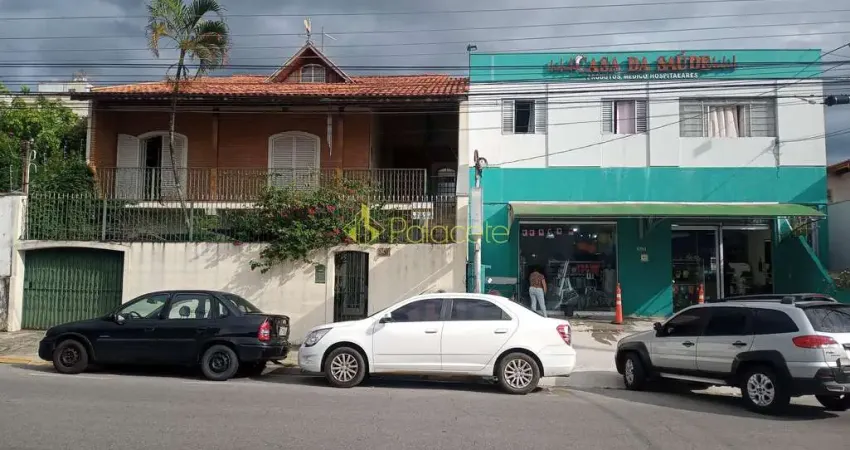 Casa à venda 3 Quartos, 1 Suite, 2 Vagas, 305M², Vila Bourghese, Pindamonhangaba - SP