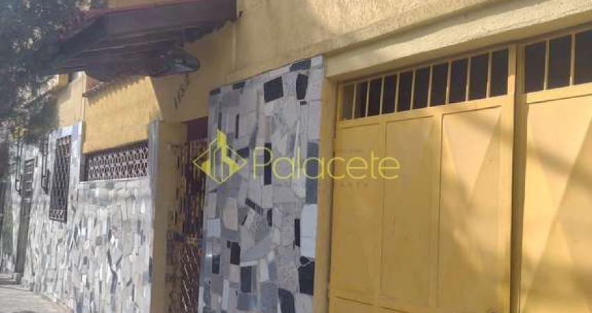 Casa à venda 3 Quartos, 1 Suite, 1 Vaga, 450M², Aroeira, Aparecida - SP