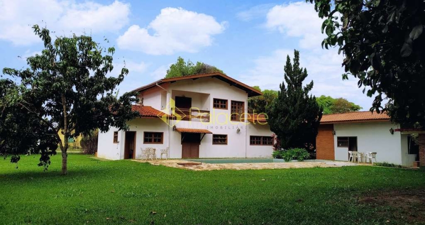 Casa à venda 4 Quartos, 1 Suite, 2 Vagas, 2000M², Socorro, Pindamonhangaba - SP | VILLAGE PAINEIRAS
