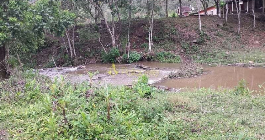 Chácara à venda 3 Quartos, 4 Vagas, 10000M², Ribeirão Grande, Pindamonhangaba - SP