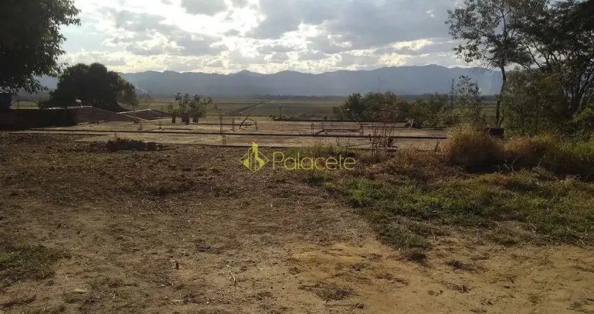 Chácara / sítio à venda no Quiririm, Taubaté 
