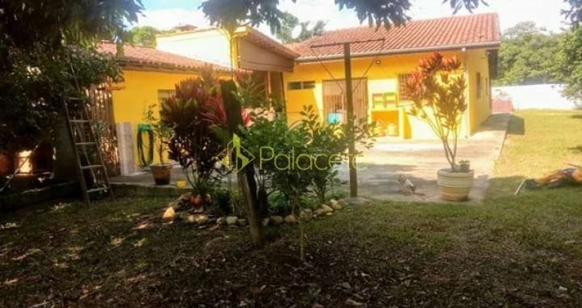 Chácara à venda 2 Quartos, 1 Suite, 2 Vagas, 530M², Parque Shangrilá, Pindamonhangaba - SP