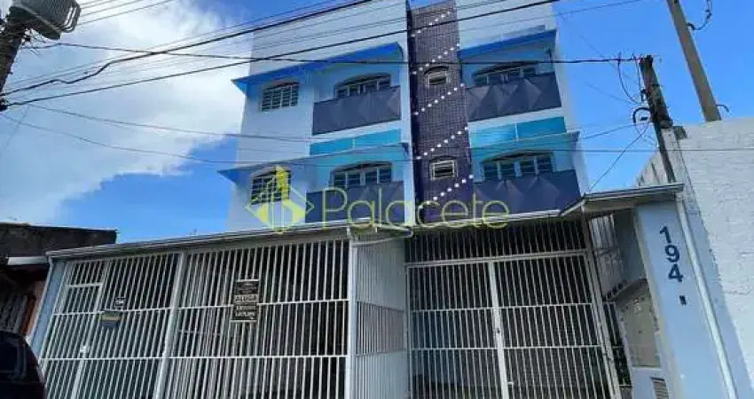 Prédio inteiro com 04 aptos e salão comercial - J.do Vale, Guaratinguetá - SP