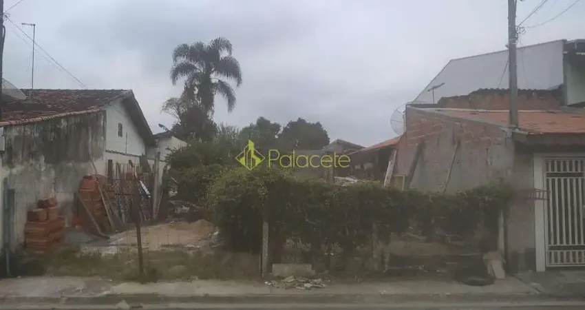 Casa de  2 Quartos, 1 Vaga, 250M², Conjunto Residencial Araretama, Pindamonhangaba - SP