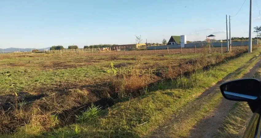 Chácara / sítio à venda no Jardim Boa Vista, Pindamonhangaba 