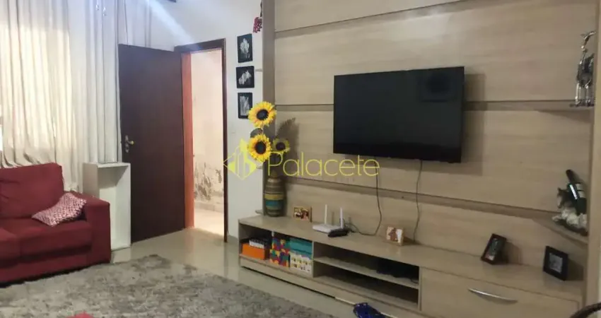 Casa para Locação 3 Quartos, 1 Suite, 2 Vagas, 125M², Vila Rica, Pindamonhangaba - SP