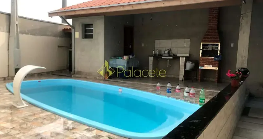 Casa à venda 3 Quartos, 1 Suite, 2 Vagas, 130M², Água Preta, Pindamonhangaba - SP