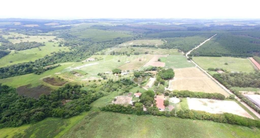 Casa à venda no Jacú, Itu 