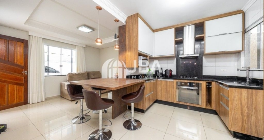 Triplex com 2 vagas e ático