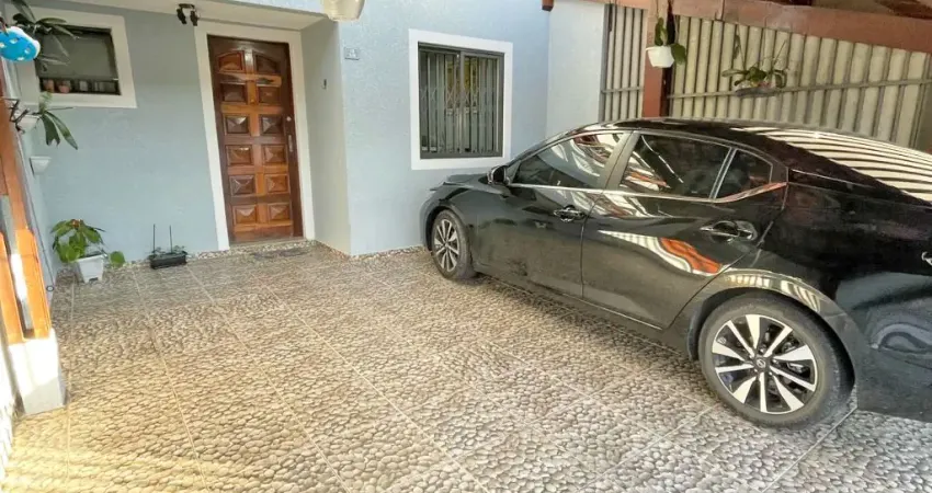 Casa com 3 quartos à venda na Rua Pedro Violani, 152, Cajuru, Curitiba