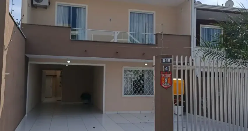 EXCELENTE SOBRADO 3 DORM (SUITE) FRENTE PARA RUA  3 VAGAS