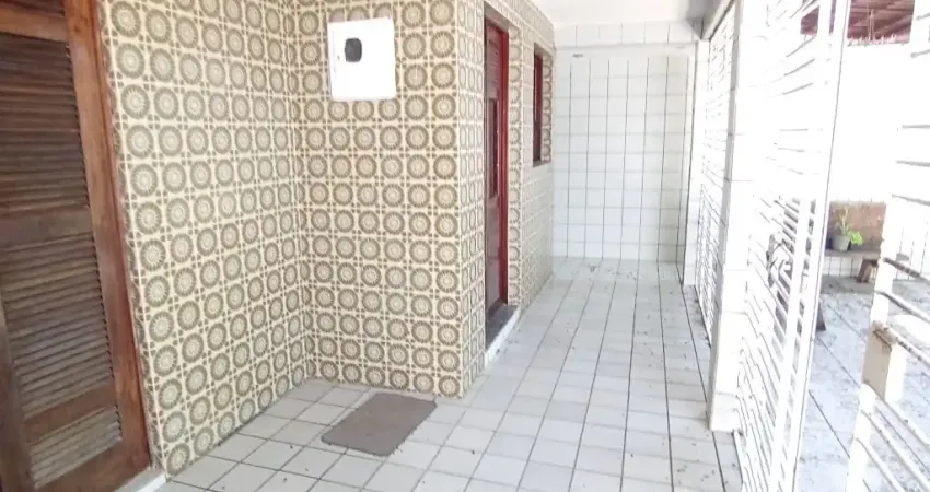 Casa com 3 quartos à venda na Rua Padre Tiago Alberione, 55, Barro, Recife