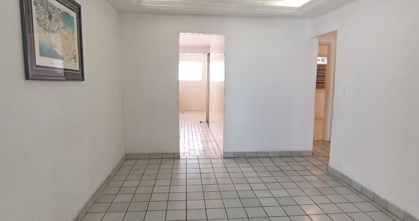Casa com 3 quartos à venda na Rua Padre Tiago Alberione, 55, Barro, Recife