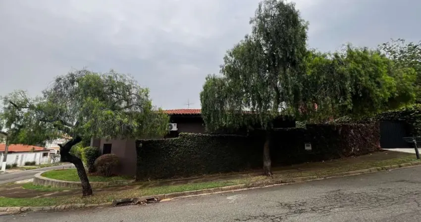 Casa com 4 dormitórios à venda, 300 m² por R$ 2.200.000,00 - Parque das Universidades - Campinas/SP