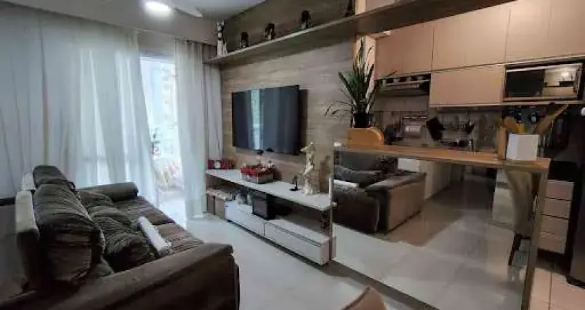 Apartamento com 2 dormitórios à venda, 64 m² por R$ 640.000,00 - Marapé - Santos/SP