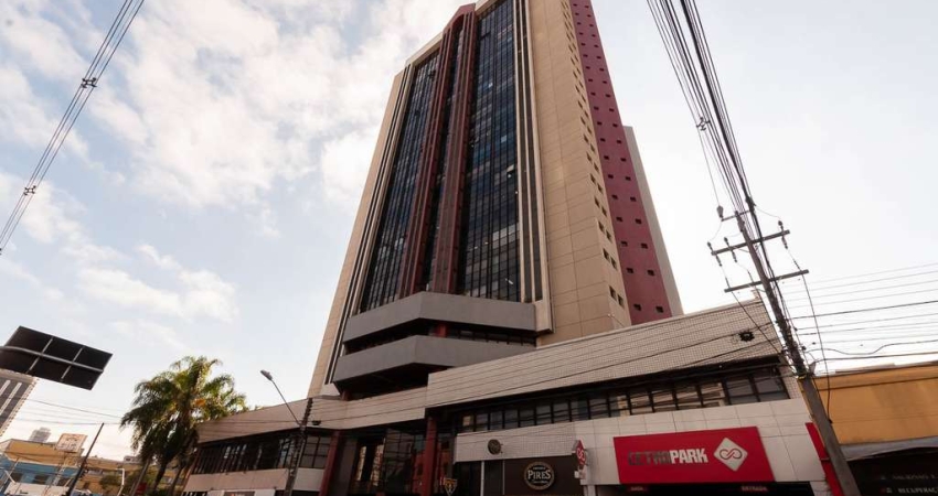 Conjunto Comercial para alugar, 30.40 m2 por R$600.00  - Centro - Curitiba/PR