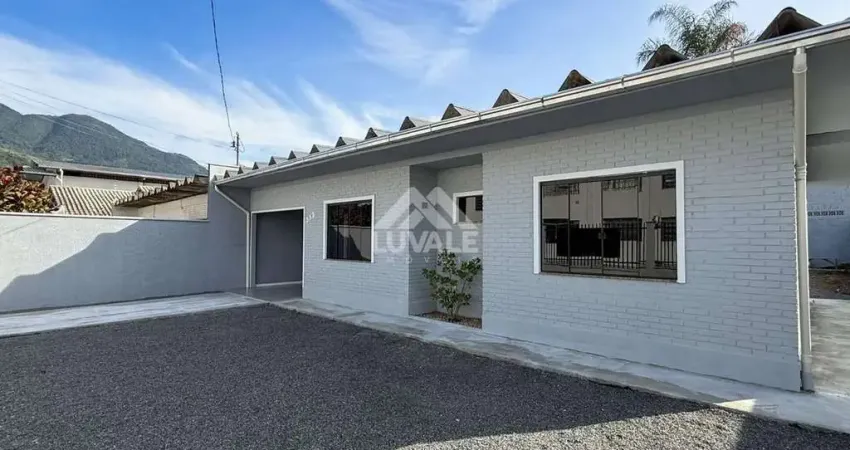 Casa com 3 quartos à venda no Centenário, Jaraguá do Sul 