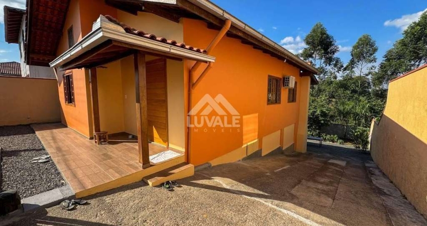 Casa Semimobiliada | Jaraguá Esquerdo | 3 quartos | 140m²