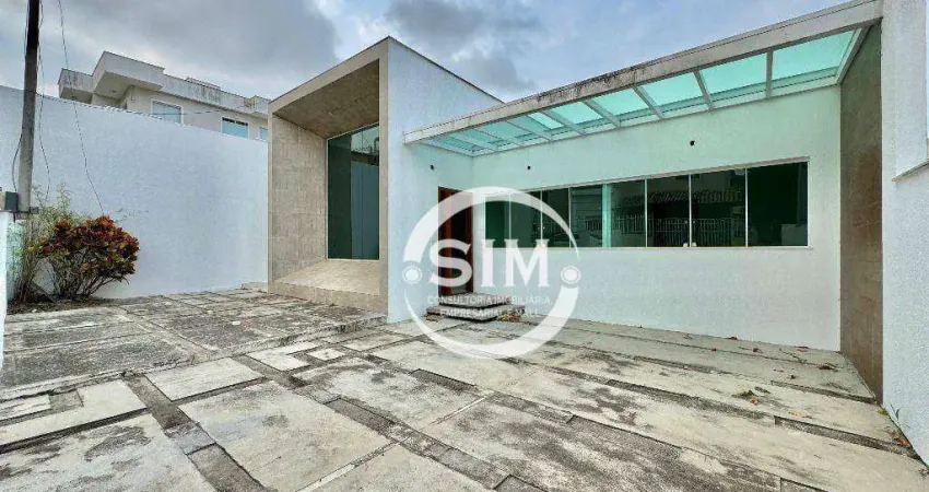 Casa com 3 dormitórios à venda, 158 m² por R$ 699.000 - Guriri - Cabo Frio/RJ