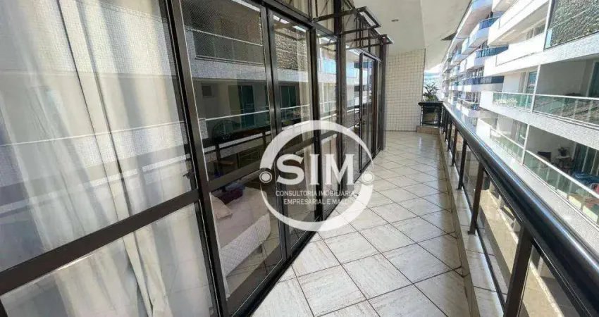 Apartamento com 3 dormitórios à venda, 130 m² por R$ 495.000,00 - Braga - Cabo Frio/RJ