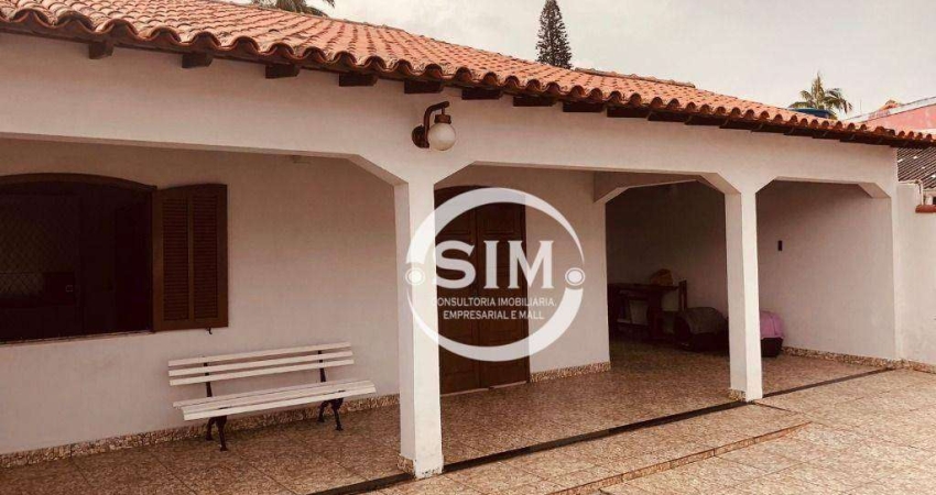 Casa com 3 dormitórios à venda, 184 m² por R$ 1.100.000 - Jardim Flamboyant - Cabo Frio/RJ