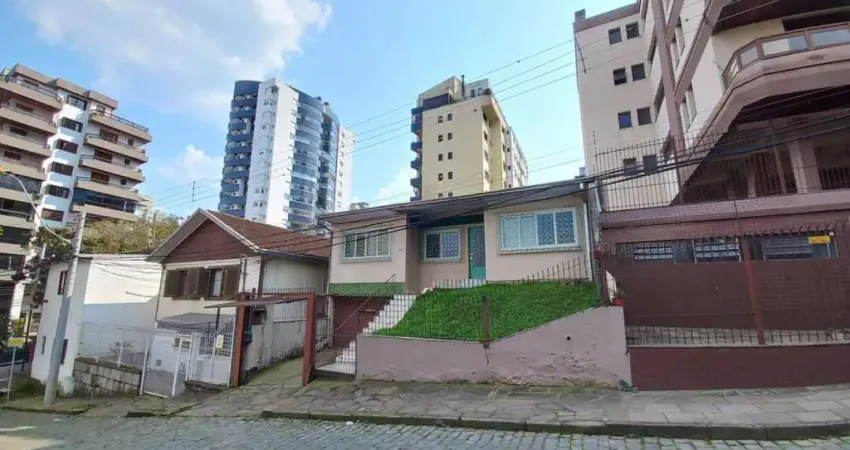 Casa para venda  no Bairro Madureira em Caxias do Sul