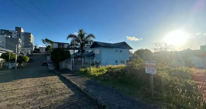 Terreno à venda na Rua Irmã Jandyra Maschio, Jardim Eldorado, Caxias do Sul