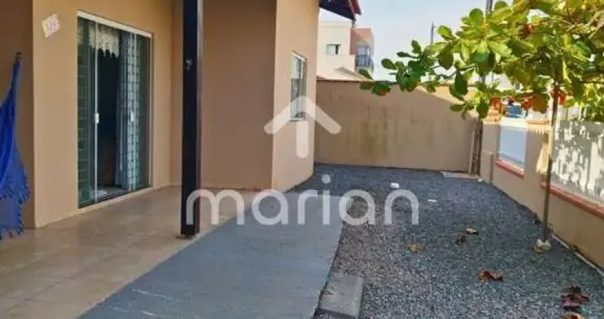 Casa com 3 quartos para alugar no Itacolomi, Balneário Piçarras 