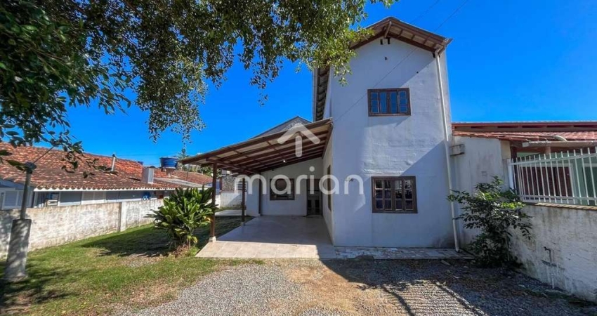 Casa com 4 quartos, Armação - Penha