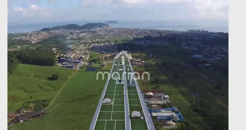 Terreno à venda no Santa Lídia, Penha