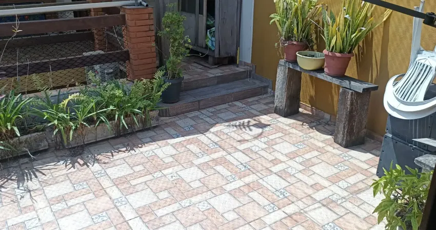 Casa sobrado, 05 dormitórios, 02 suítes, edícula, 02 vagas cobertas. vila antônio. butantã. sp.  casa grande!