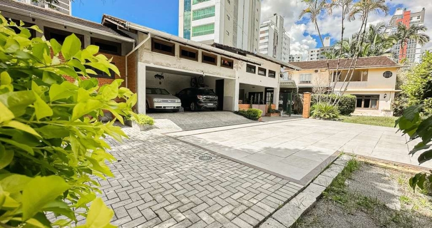 Casa comercial à venda no Velha, Blumenau 