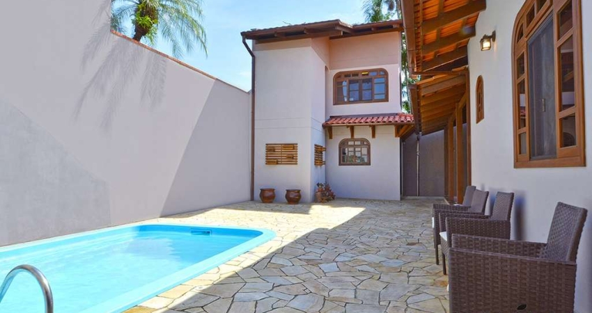 Casa com 4 quartos à venda no Fortaleza, Blumenau 