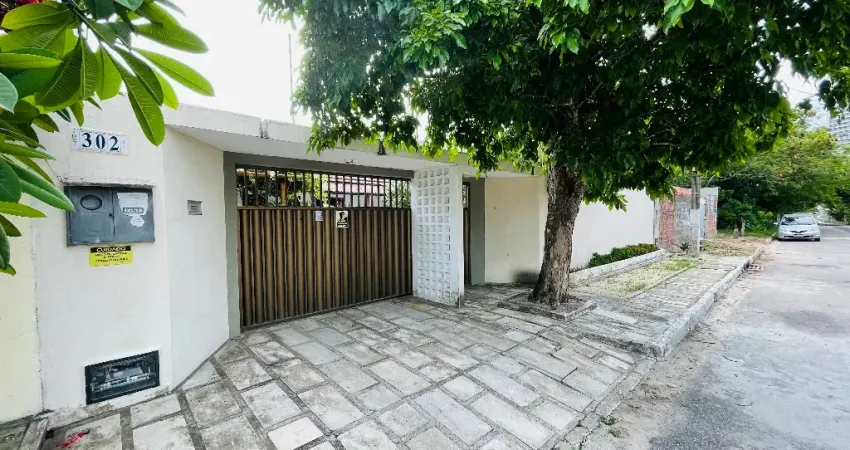 Casa com 4 quartos à venda na Rua Geraldo Barros Pereira, 302, Capim Macio, Natal