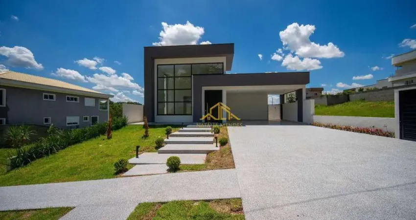 Casa térrea com 4 quartos à venda, 270 m² por R$ 2.300.000 - Jardim do Golf I - Jandira/SP