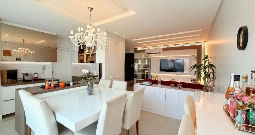 Apartamento no Bairro Velha em Blumenau com 3 Dormitórios (1 suíte) e 100 m²