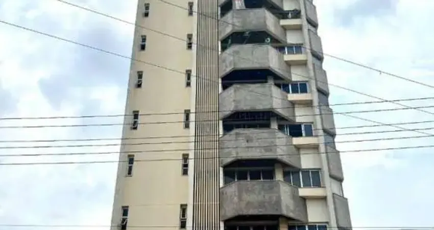 Apto. 198m2 no Cond. Floresta Tropical