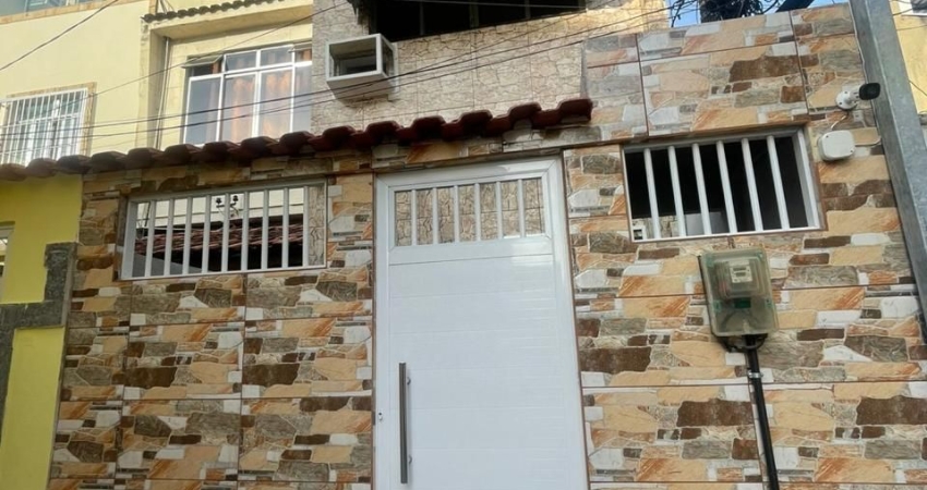 Casa de vila Próxima ao 3Bpm (Méier)!