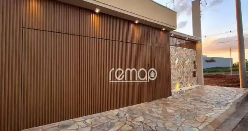 Casa com 3 dormitórios à venda, 127 m² por R$ 900.000 - Quinta do Oeste - Franca/SP