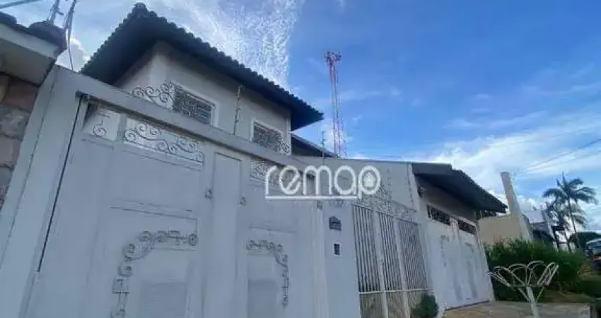 Casa com 4 dormitórios à venda, 425 m² por R$ 1.500.000,00 - Jardim Barão - Franca/SP