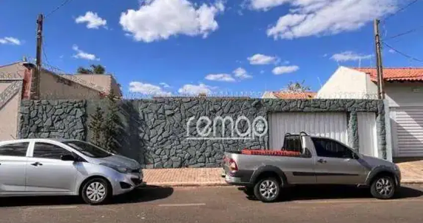 Casa com 1 dormitório à venda, 100 m² por R$ 600.000,00 - Vila Industrial - Franca/SP