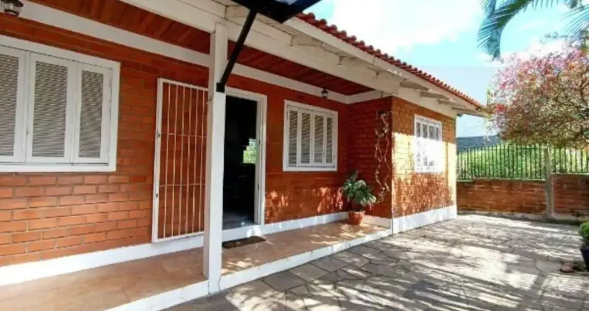 Casa com 2 quartos à venda na Vila Nova, Novo Hamburgo 