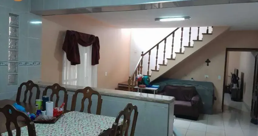 Casa com 3 dormitórios à venda, 271 m² por R$ 900.000,00 - Umuarama - Osasco/SP