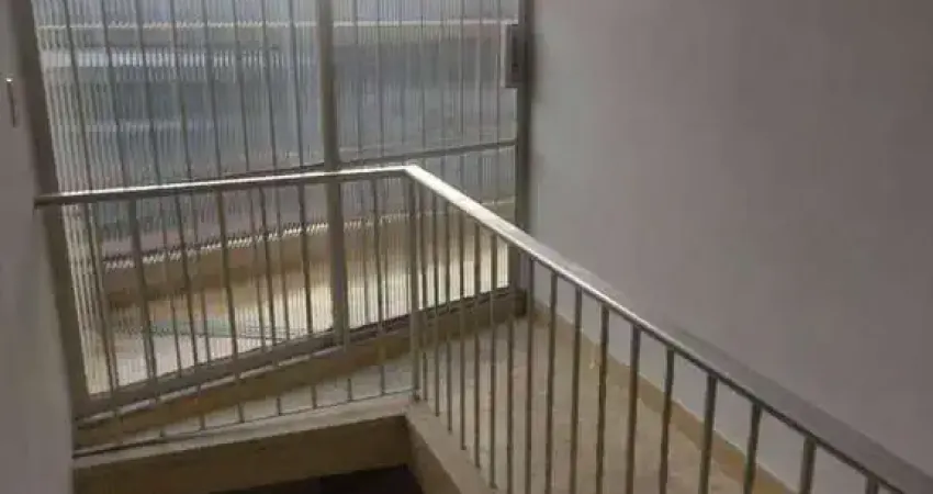 Casa com 3 dormitórios para alugar, 140 m² por R$ 3.336,00/mês - Jardim das Flores - Osasco/SP