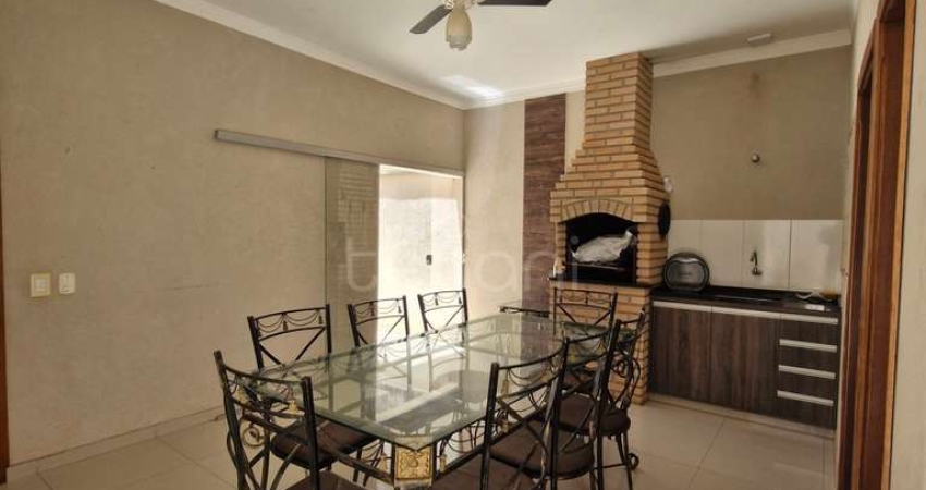 Casa com 3 quartos à venda na Rua Américo Machado, Residencial Regissol I, Mirassol