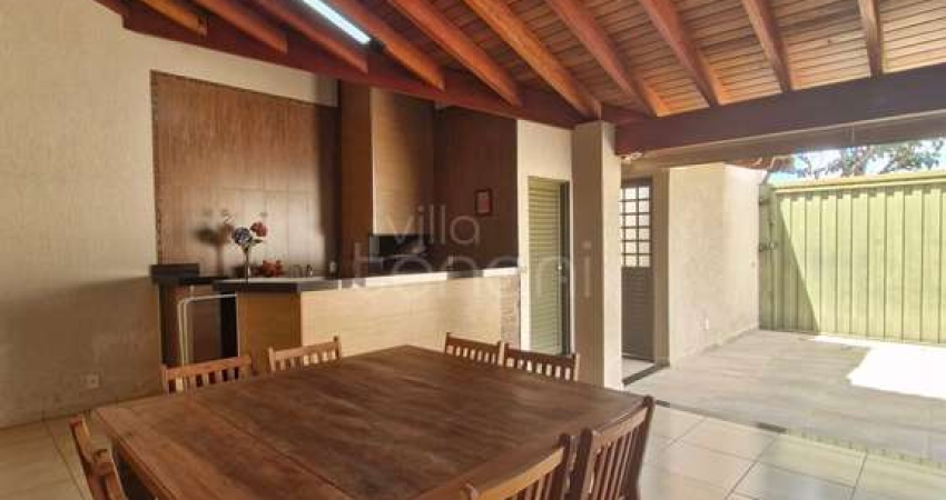 Belíssima Casa à Venda no Regissol I, em Mirassol/SP
