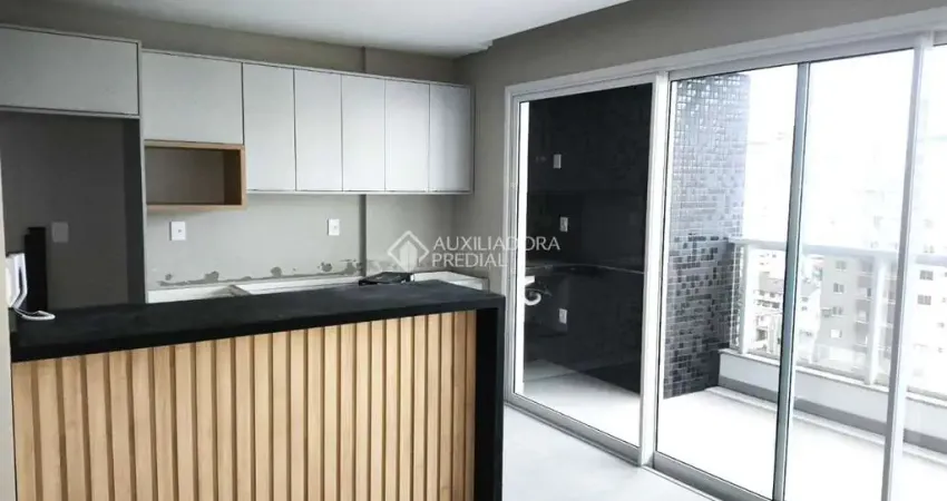 Apartamento com 2 quartos para alugar na Rua Osni João Vieira, 653, Campinas, São José