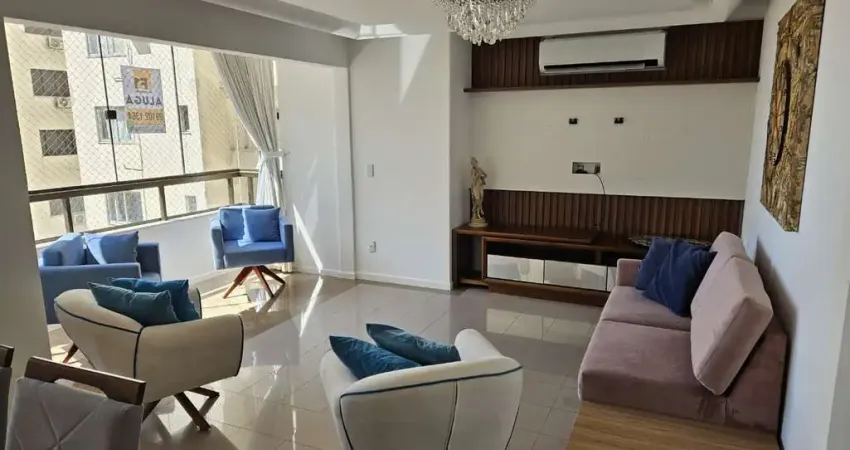 Apartamento com 3 quartos para alugar na Rua Heitor Luz, 69, Centro, Florianópolis