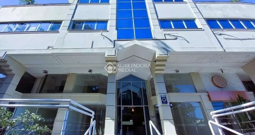 Sala comercial para alugar na Avenida Afonso Delambert Neto, 619, Lagoa da Conceição, Florianópolis