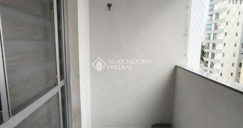 Apartamento com 3 quartos para alugar na Rua Desembargador Urbano Salles, 111, Centro, Florianópolis